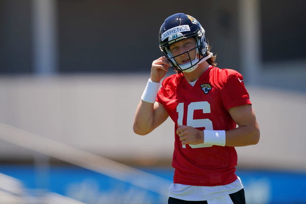 NFL Twitter Reacts as the Jacksonville Jaguars Officially Tie Down Trevor  Lawrence to a Massive Rookie Contract - EssentiallySports