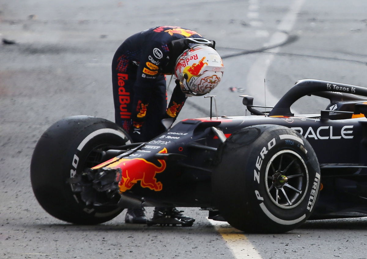 Max Verstappen crashes out in Baku