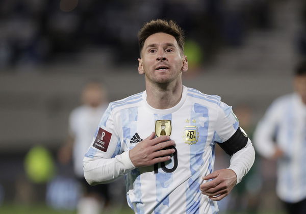 Lionel Messi Scores a Stunning Free-Kick Against Ecuador, Helps Argentina  Qualify for Copa America 2021 (Watch Video)