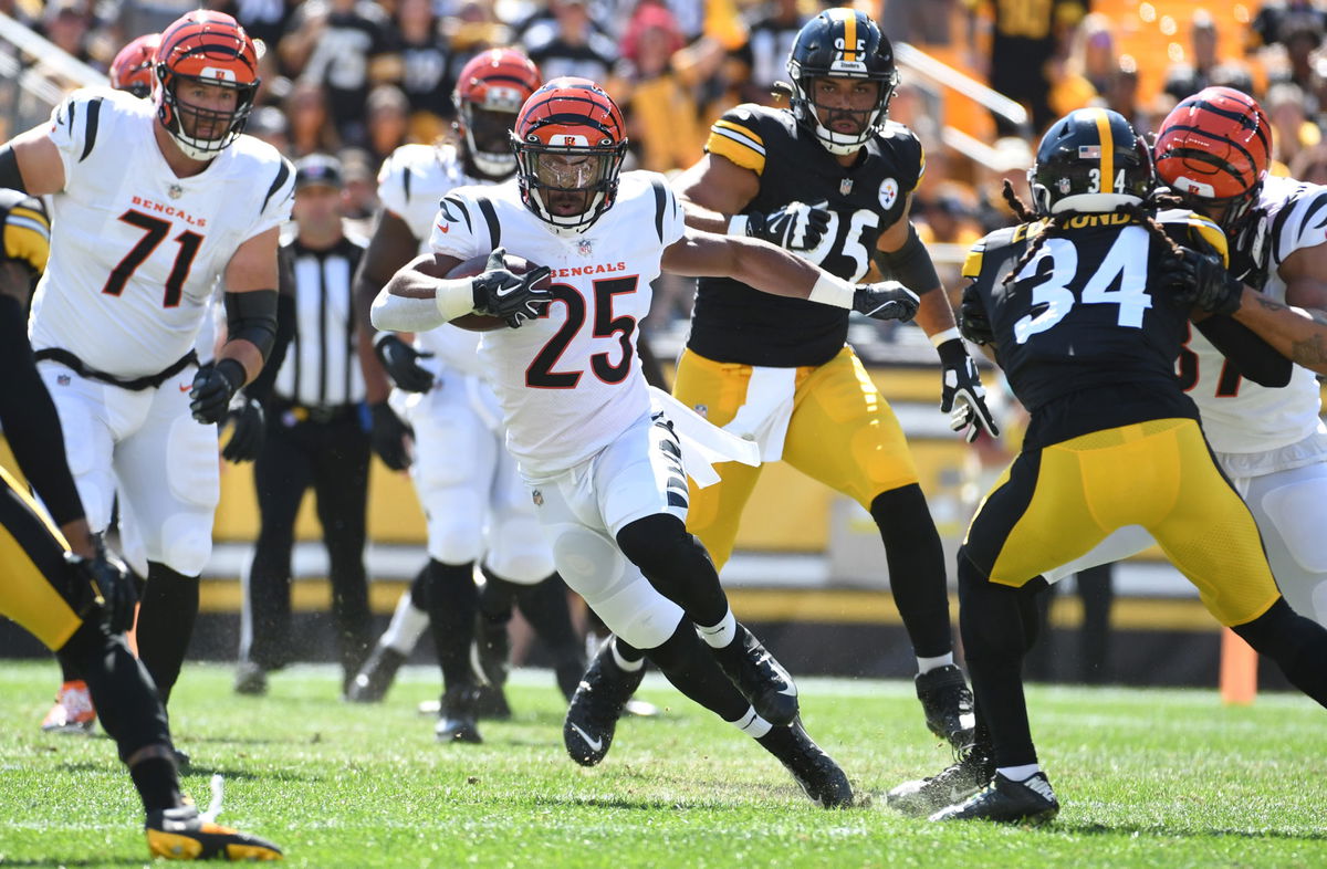 Las Vegas Raiders against Pittsburgh Steelers