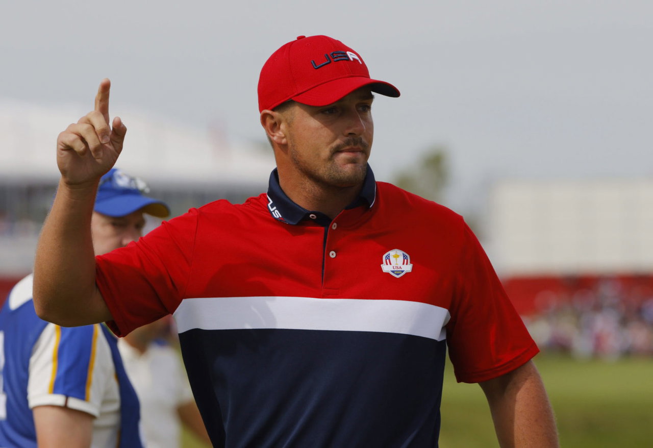 does bryson dechambeau chew tobacco Here's how to hit the power draw that helped win the U.S. Open Hammer chews on 17 tee
