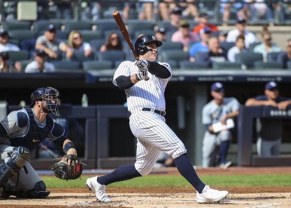 Anthony Rizzo fifth-inning home run, Anthony Rizzo, New York Yankees, home  run, Anthony Rizzo puts one JUST inside the foul pole! The Yankees lead,  5-1!, By YES Network