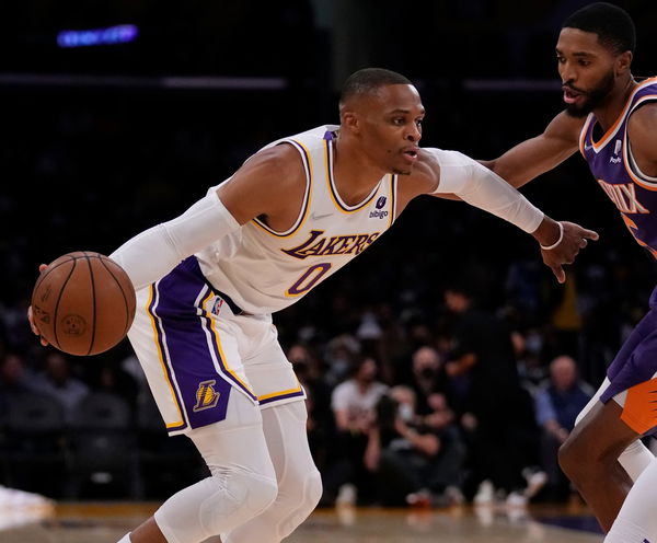 NBA: Preseason-Phoenix Suns at Los Angeles Lakers