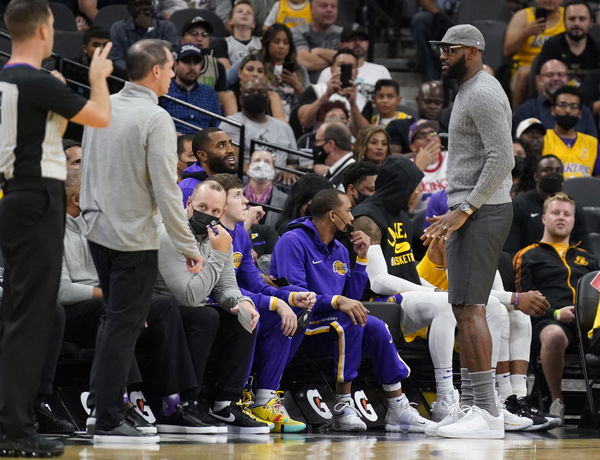 NBA: Los Angeles Lakers at San Antonio Spurs