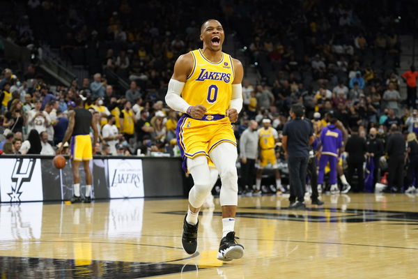 NBA: Los Angeles Lakers at San Antonio Spurs