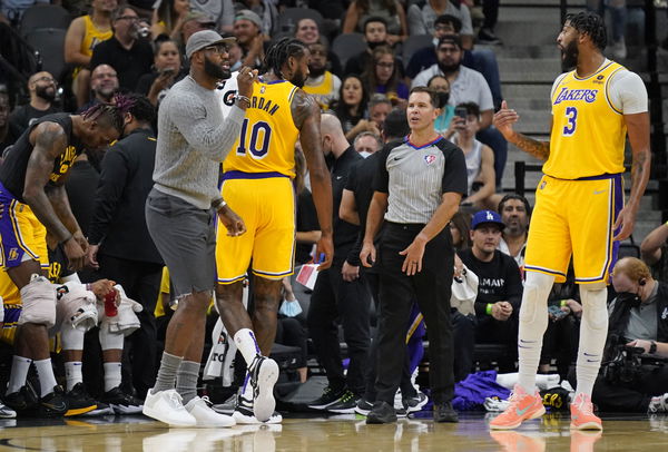 NBA: Los Angeles Lakers at San Antonio Spurs