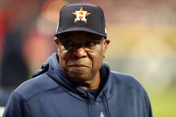 Astros manager Baker gets career win No. 1,999 in shutout of