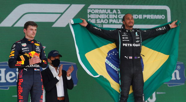 Hamilton victorious in Monza ahead of Rosberg