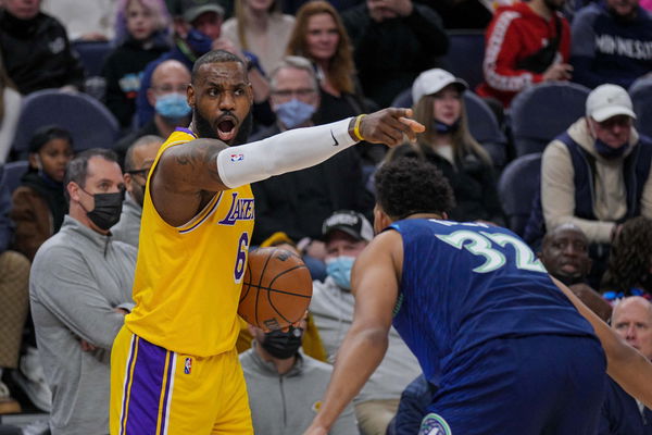 NBA: Los Angeles Lakers at Minnesota Timberwolves