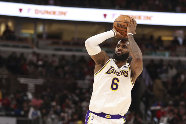 NBA: Los Angeles Lakers at Chicago Bulls