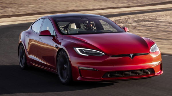 2021-Tesla-Model-S-Plaid-4