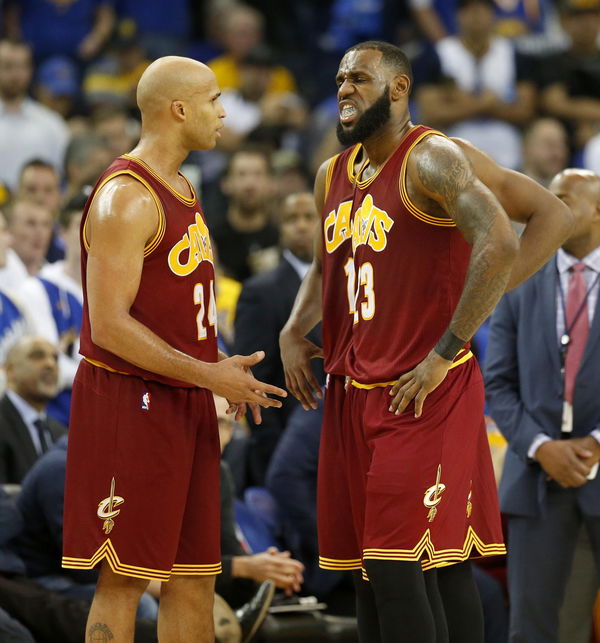 Cleveland Cavaliers&#8217; LeBron James (23) and Richard Jefferson (24) stand on the courts after James was fouled by Golden State Warriors&#8217; Draymond Green (23) in the second quarter of their game at Oracle Arena in Oakland, Calif., on Monday, Jan. 16, 2017. (J