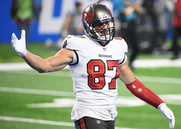 Tampa Bay Buccaneers tight end Rob Gronkowski (87) after an NFL football  game against the Los A …