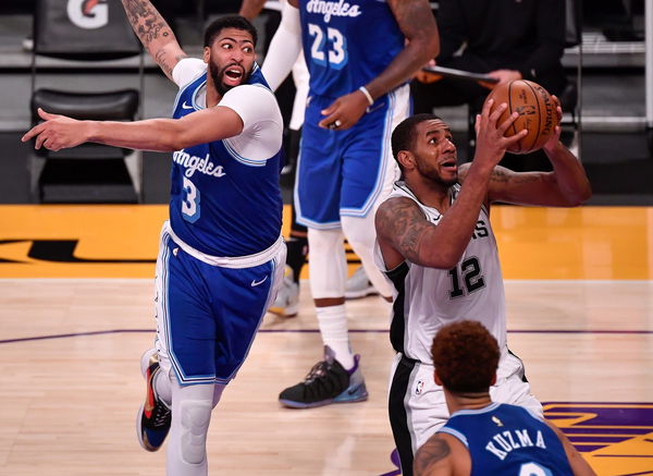 NBA: San Antonio Spurs at Los Angeles Lakers