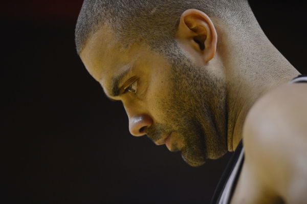 San Antonio Spurs&#8217; Tony Parker (9) walks on the floor during a timeout against the Golden State Warriors in overtime during Game 4 of the Western Conference semifinals at Oracle Arena on Sunday, May 12, 2013, in Oakland, Calif. Oakland defeats San Antonio