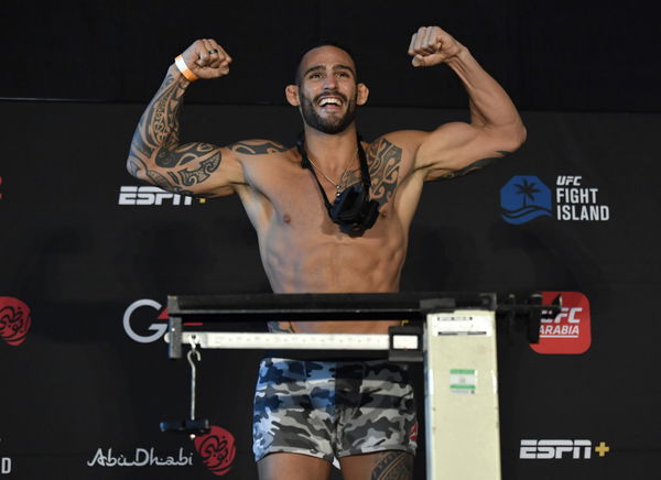 UFC Fight Night Holloway v Kattar:  Weigh-Ins