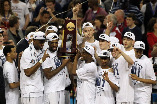 uconn-2011-title-1