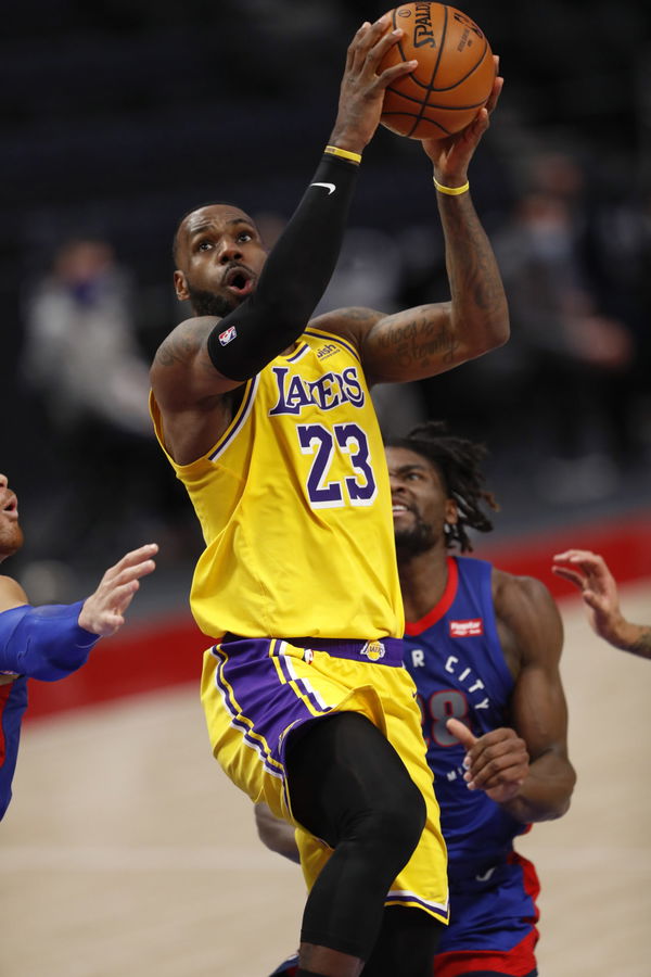 NBA: Los Angeles Lakers at Detroit Pistons