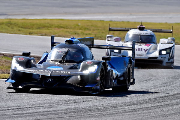 Motorsports: IMSA Rolex 24 Day 2