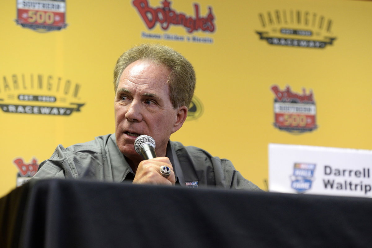 “Glad I’m Retired”: Darrell Waltrip Takes Subtle Shot at Modern NASCAR