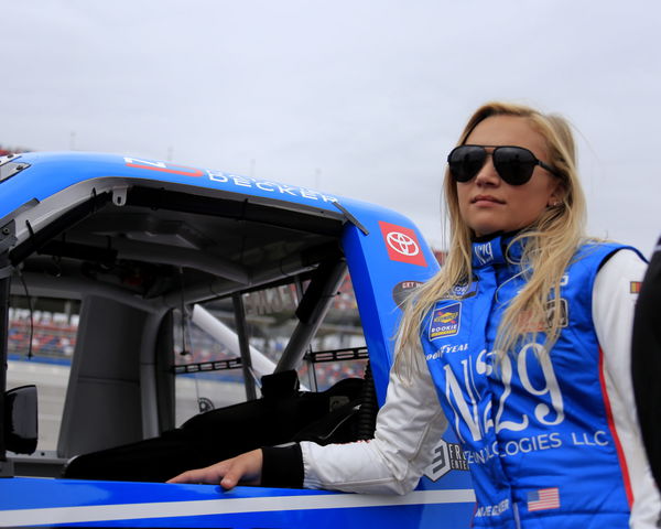 AUTO: OCT 12 NASCAR Gander Outdoors Truck Series &#8211; Sugarlands Shine 250