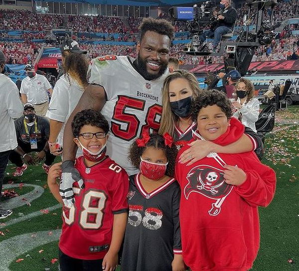 Tampa Bay Buccaneers outside linebacker Shaquil Barrett during the