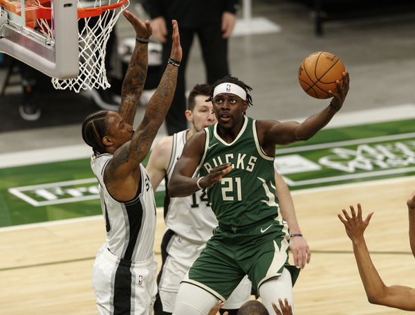 NBA: San Antonio Spurs at Milwaukee Bucks