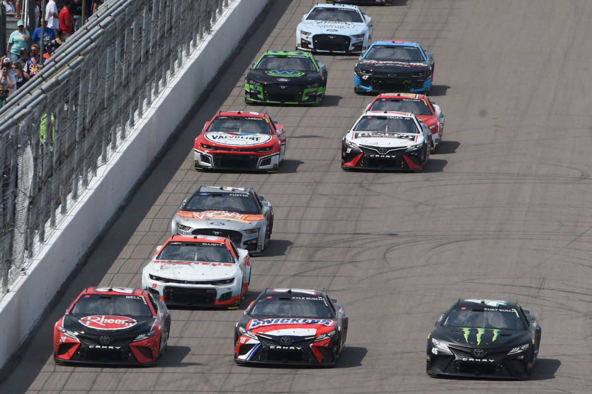Bubba Wallace's Spotter Freddie Kraft Wishes NASCAR Copied F1's  Controversial Race Control Radio Idea - EssentiallySports