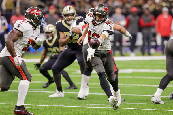 Buccaneers vs Saints: Tom Brady throws tablet to ground, involved