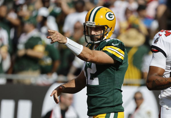 Aaron Rodgers vs. Tom Brady on Sept. 25 -- Classic QB Matchup