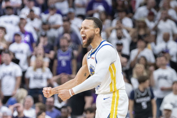 Warriors: Steph Curry's night night pic vs Kings goes completly viral