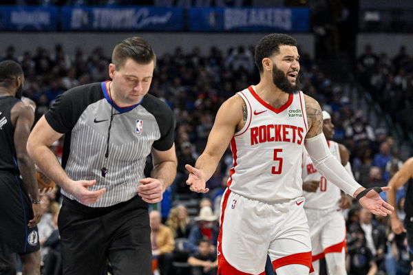 NBA: Houston Rockets at Dallas Mavericks