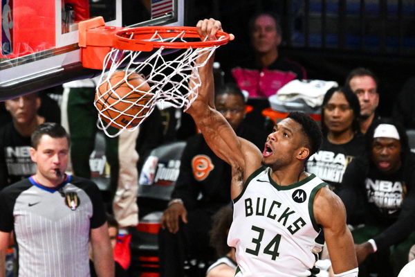 Giannis Antetokounmpo scores franchise-record 64 points, Bucks b