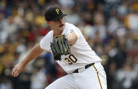 MLB: Chicago Cubs at Pittsburgh Pirates