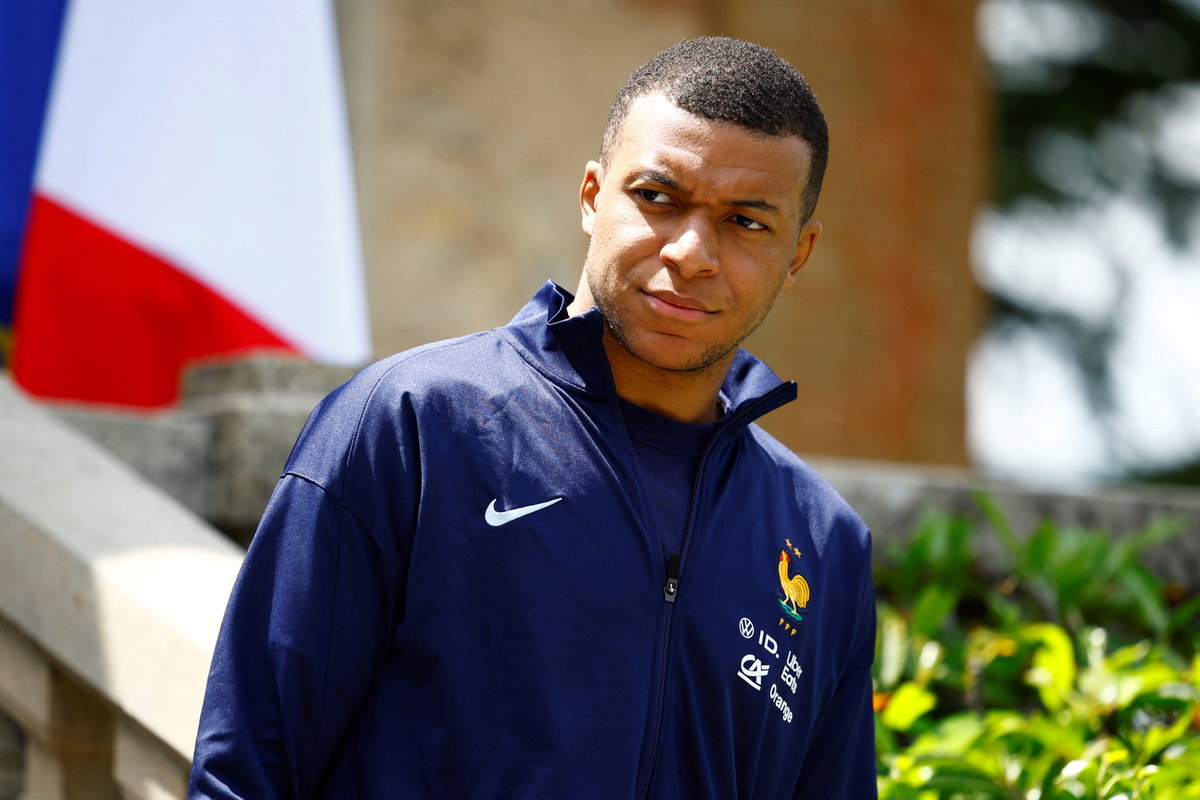 “Unworthy of Your Position”: Kylian Mbappé Hits Back at Paraguayan Senator’s Absurd Comments