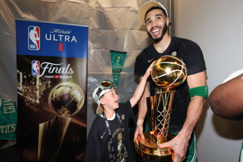 Deuce Tatum's Message to Jayson Tatum in Viral Embrace Will Melt NBA