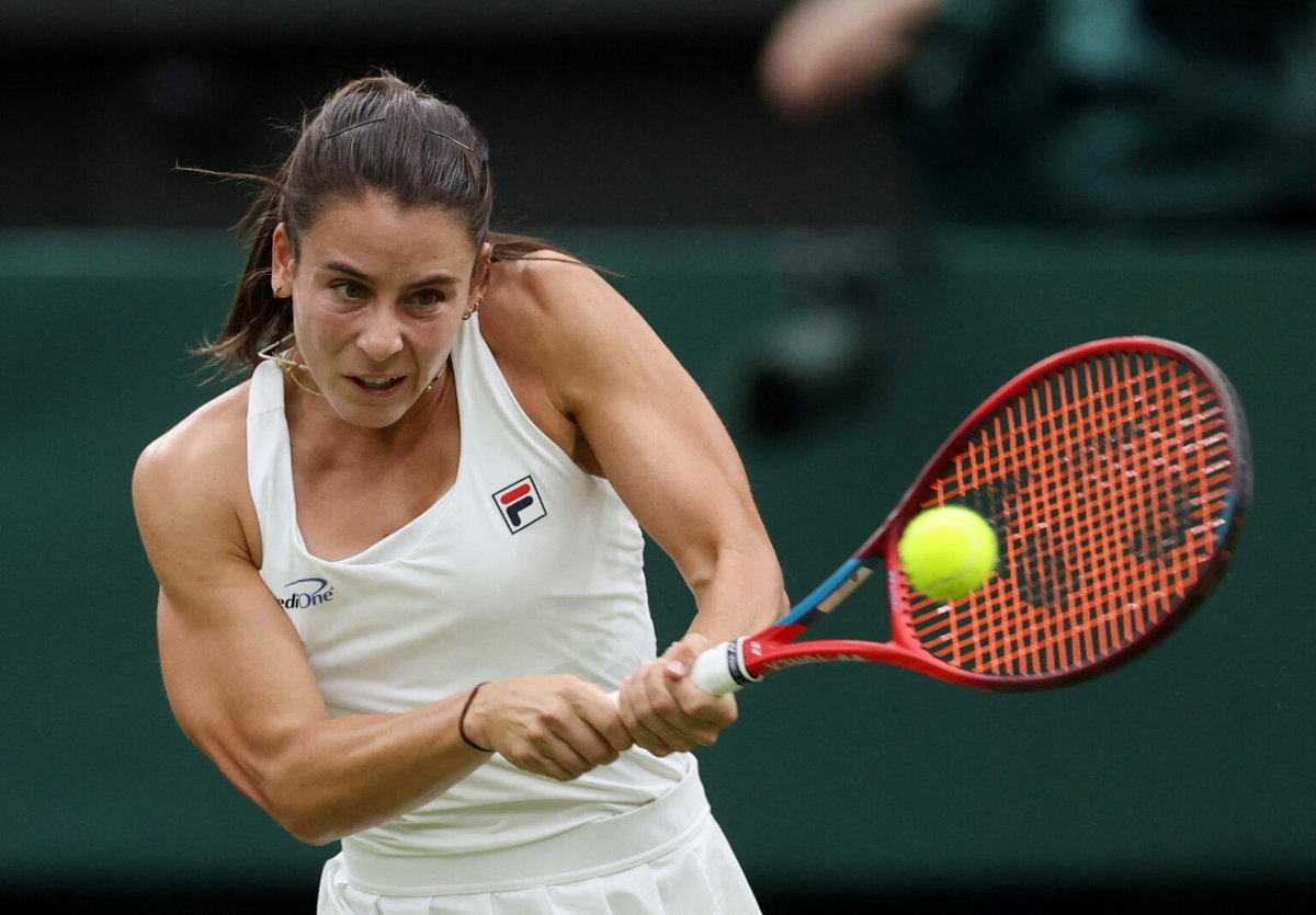 America Upset With Emma Navarro as She Makes a Saddening French Open 2025  Exit: “Drop Out of Top 10” - EssentiallySports
