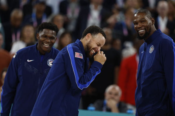 Basketball &#8211; Men&#8217;s Victory Ceremony