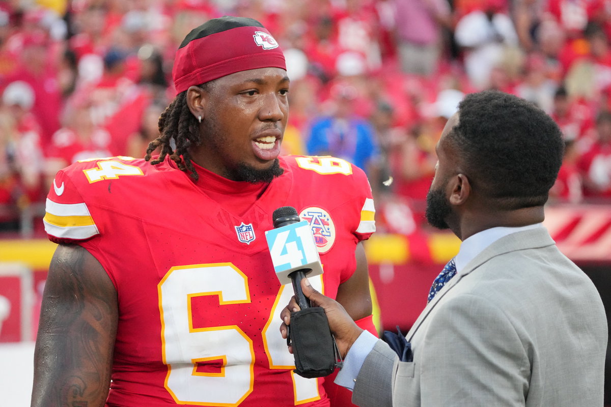 Chiefs Make Decision on Wanya Morris’ Future After Trade Request Amid Rams Rumors
