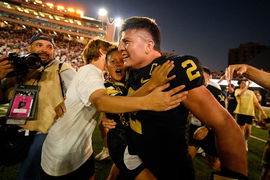 NCAA Football: Alabama at Vanderbilt