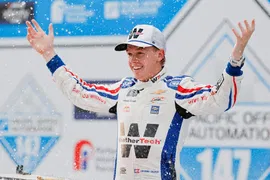 2025-xfinity-portland-connor-zilisch-victory-lane-danny-hansen-nkp