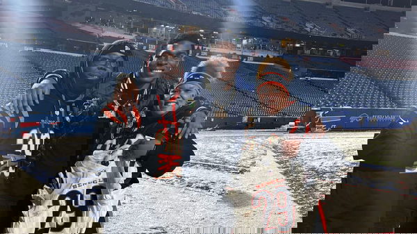 Cam Taylor-Britt Parents