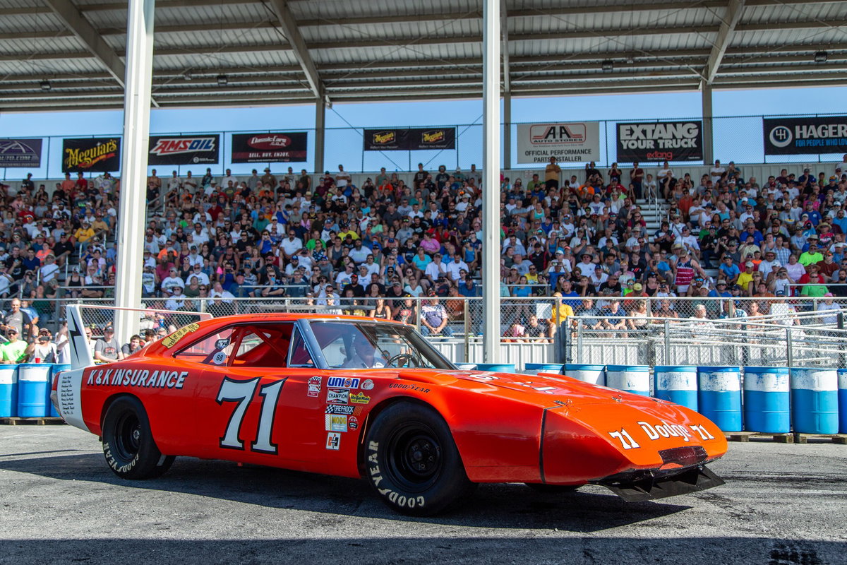 Who Should Replace Ford in the O’Reilly Series?