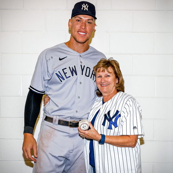 Aaron Judge with his mother Featured Image