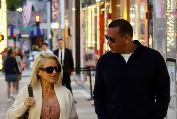 Alex Rodriguez and girlfriend Jaclyn Cordeiro are all smiles while