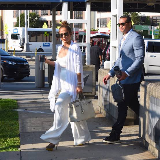 Alex Rodriguez and Jennifer Lopez Las Vegas Featured Image