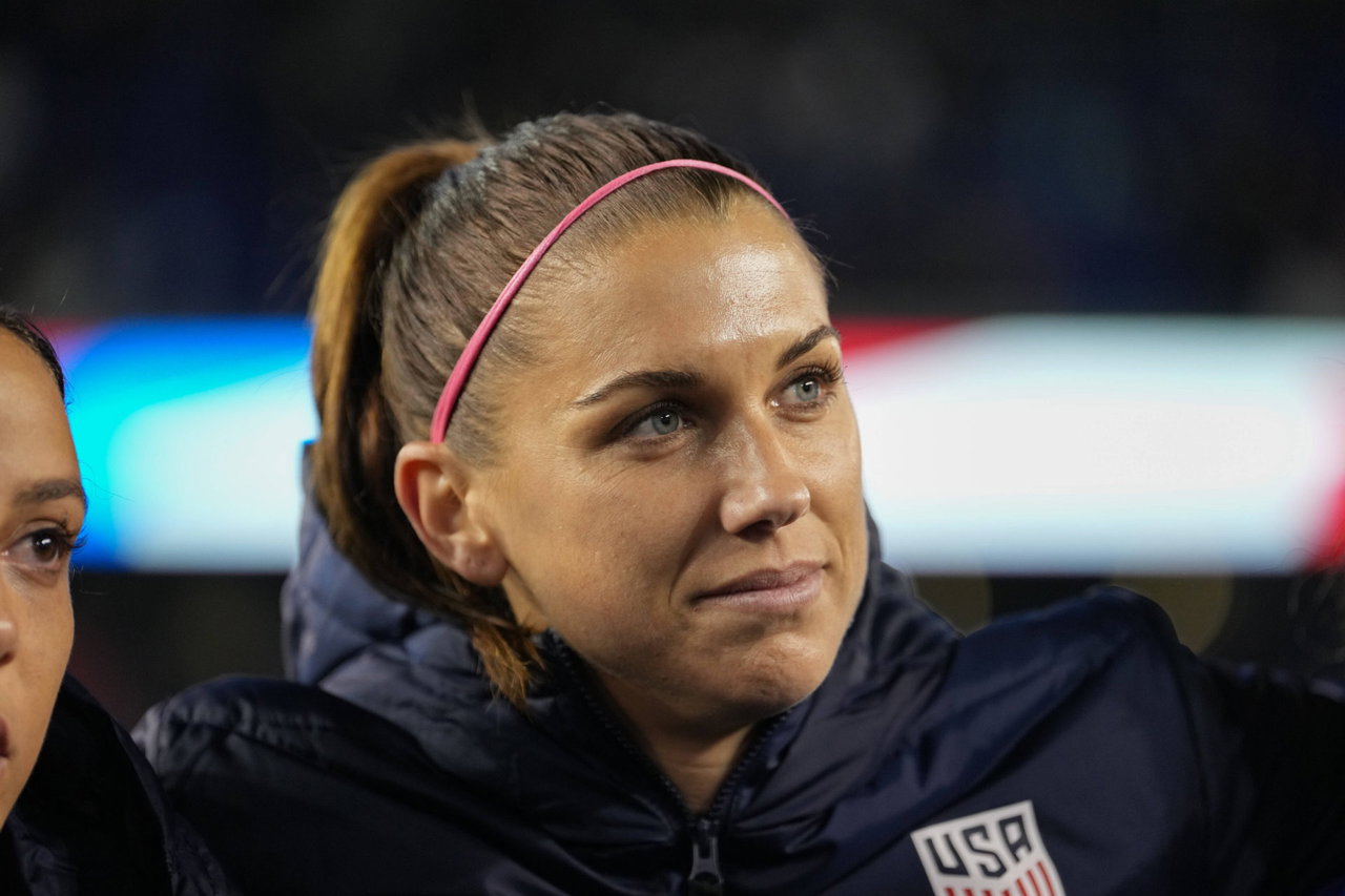 Alex Morgan Net Worth 2023 USWNT Career Records Family And More 