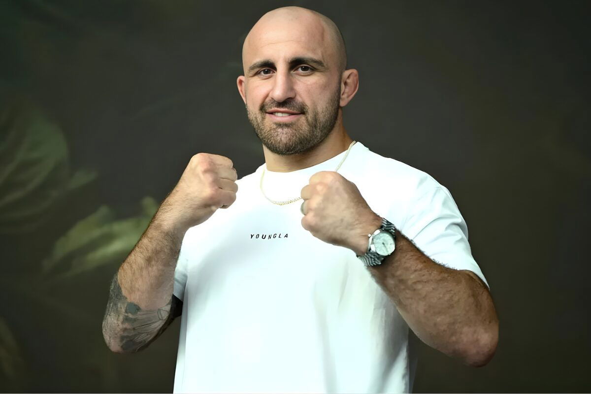 Alexander Volkanovski Shows Levels as His Alter Ego Exceeds All UFC 325 Stars’ Popularity