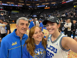 Angela Dugalic with her parents