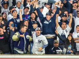 Angry-Yankees-Fans-853&#215;640